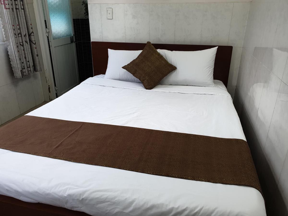 Bin Hom Hotel Biên Hòa Buitenkant foto