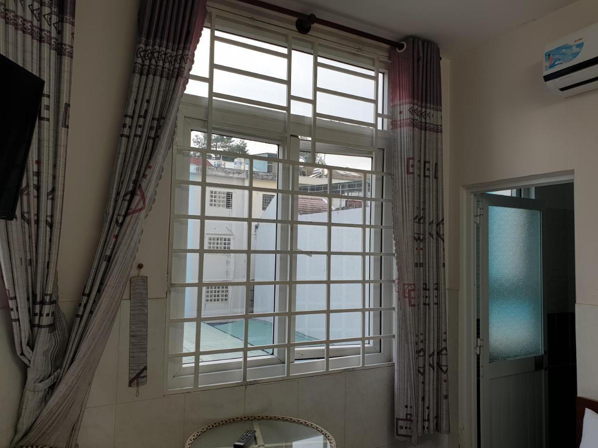 Bin Hom Hotel Biên Hòa Buitenkant foto