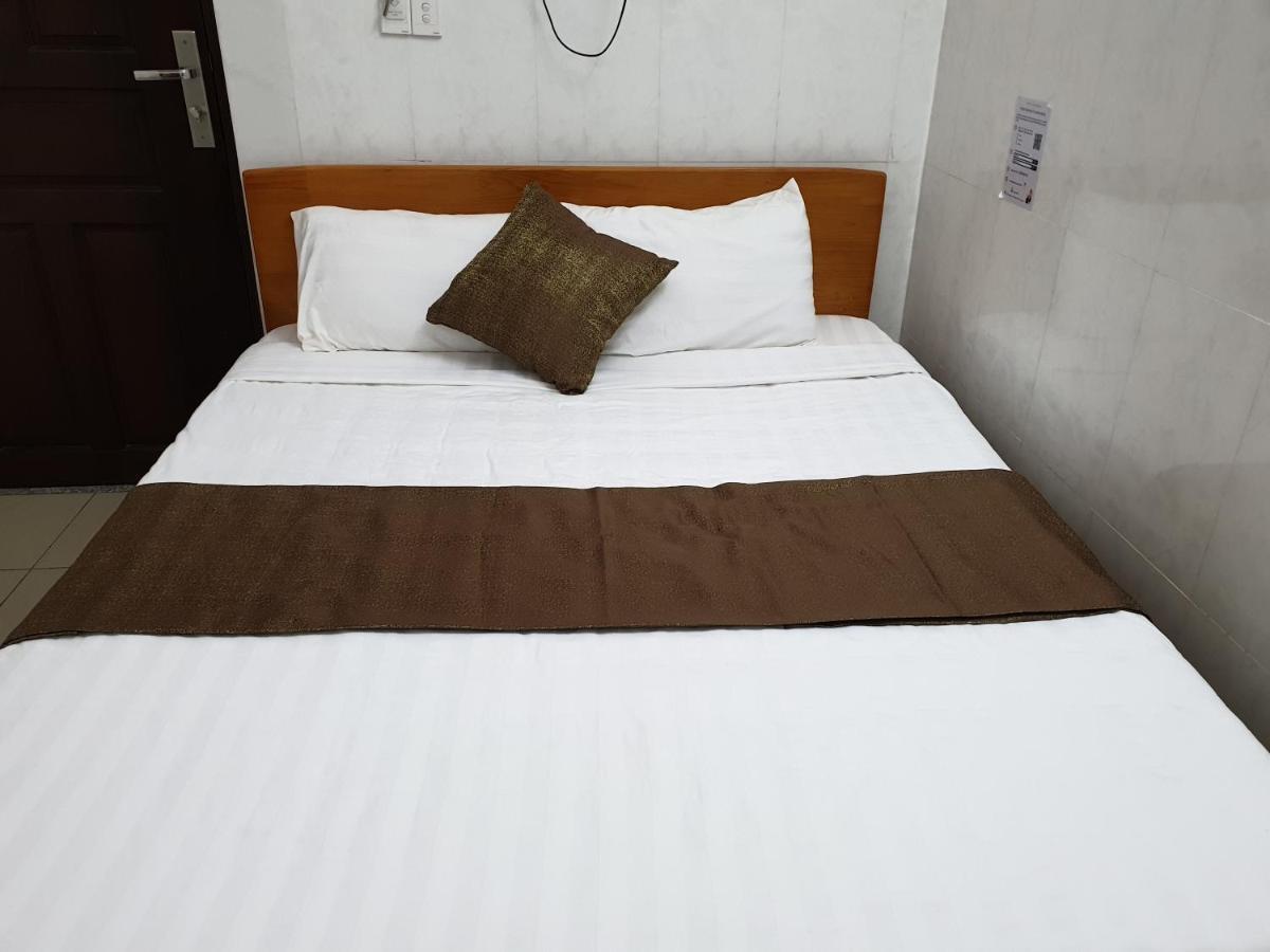 Bin Hom Hotel Biên Hòa Buitenkant foto