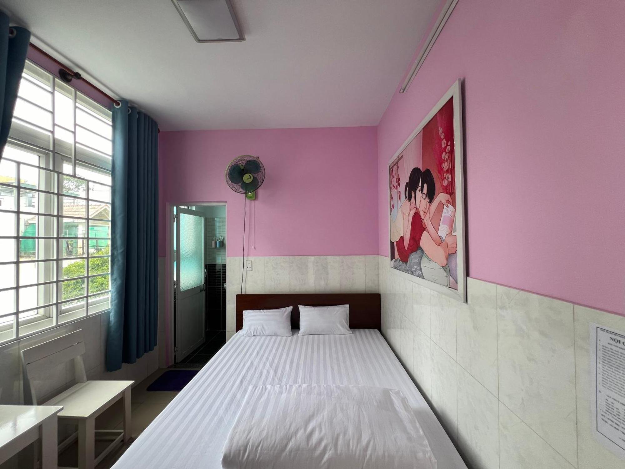 Bin Hom Hotel Biên Hòa Buitenkant foto
