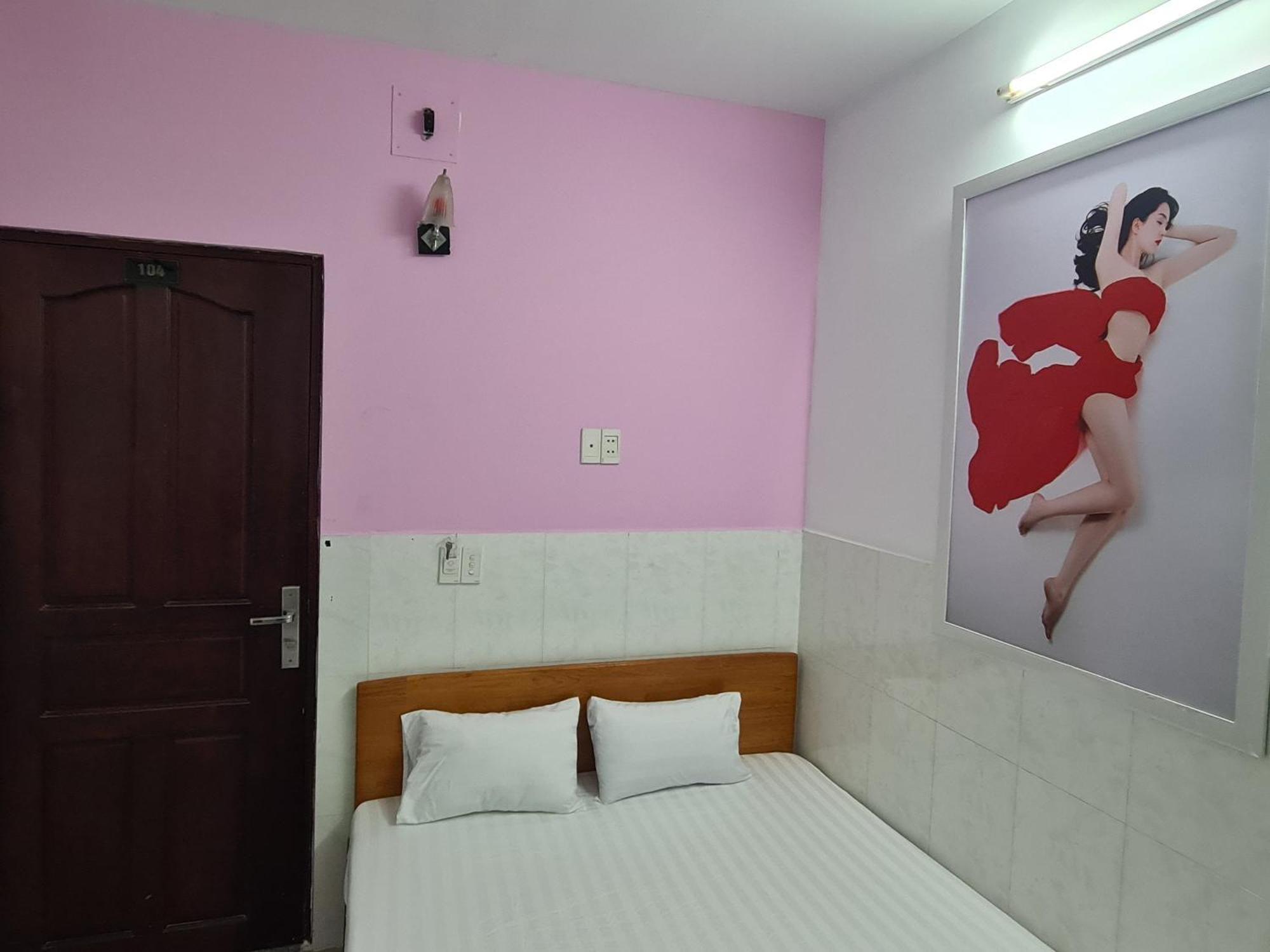 Bin Hom Hotel Biên Hòa Buitenkant foto