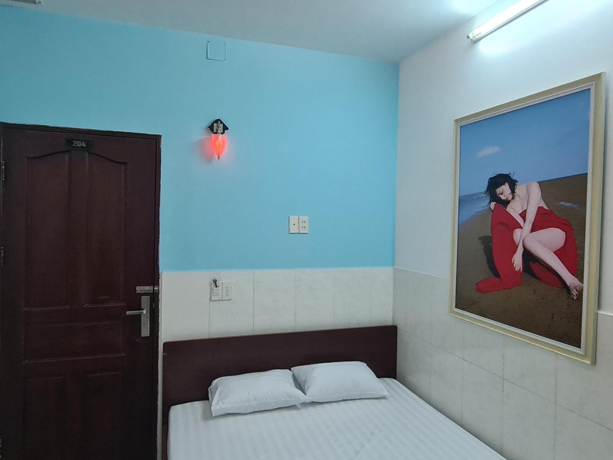 Bin Hom Hotel Biên Hòa Buitenkant foto