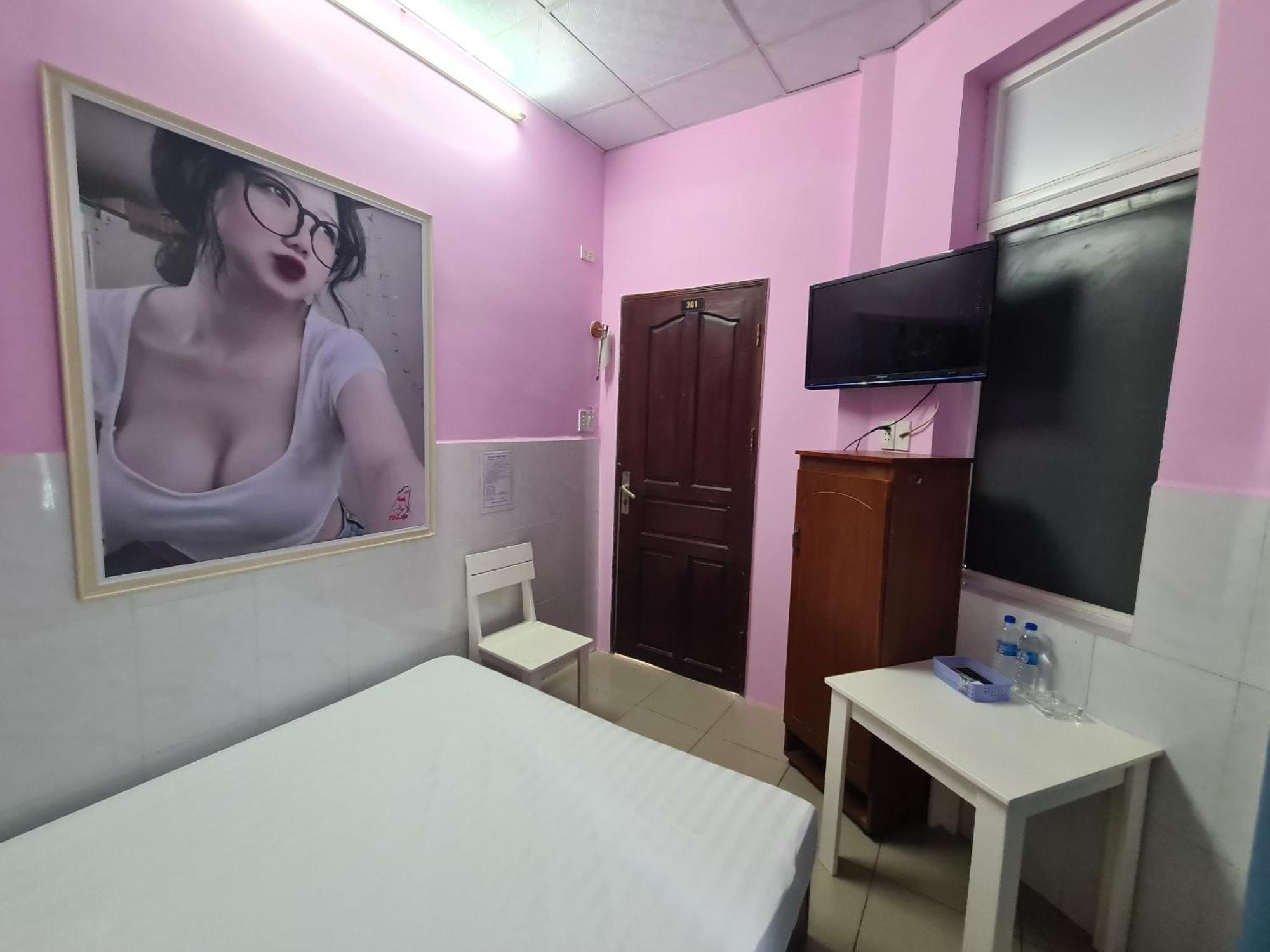 Bin Hom Hotel Biên Hòa Buitenkant foto