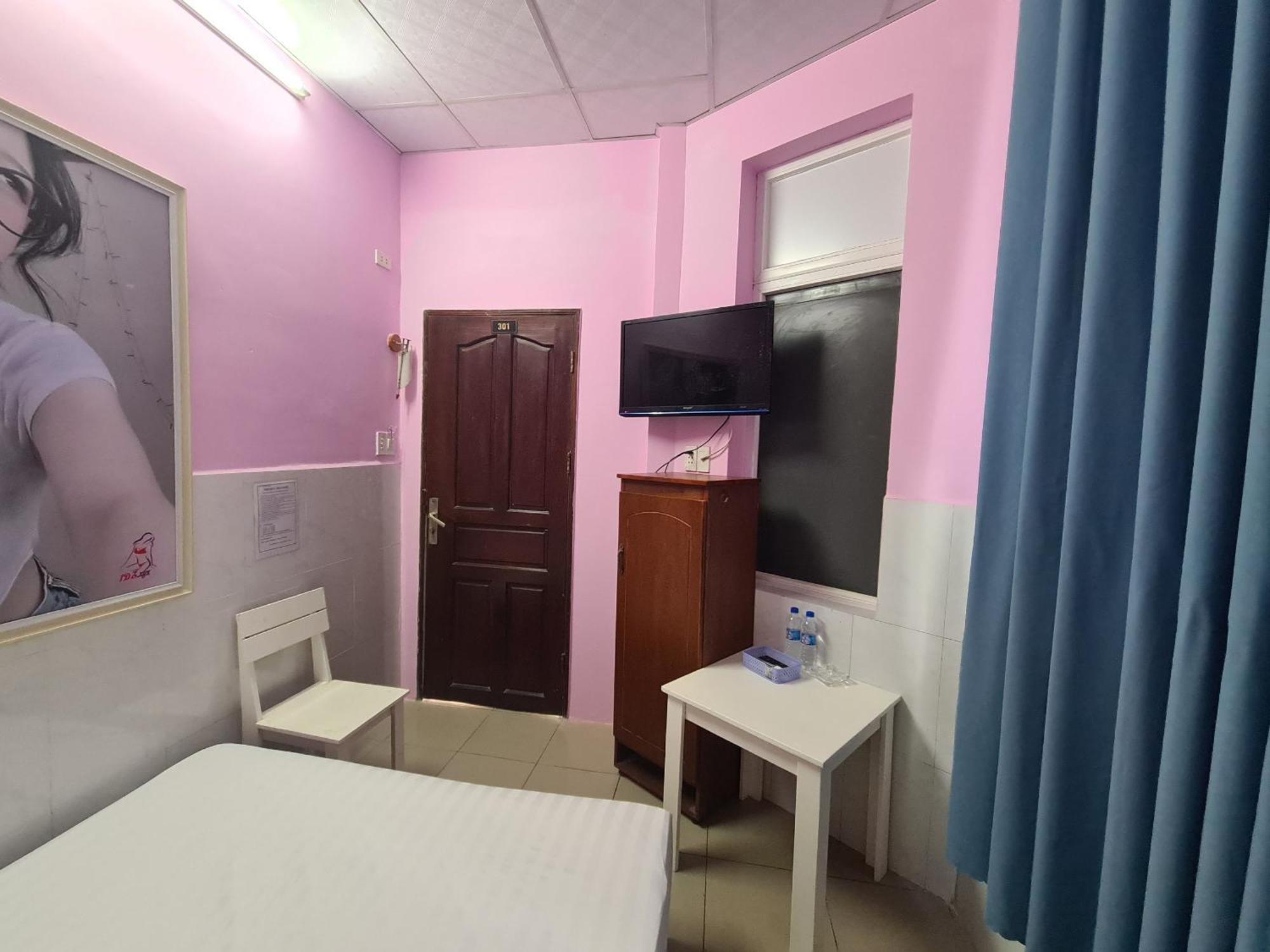 Bin Hom Hotel Biên Hòa Buitenkant foto