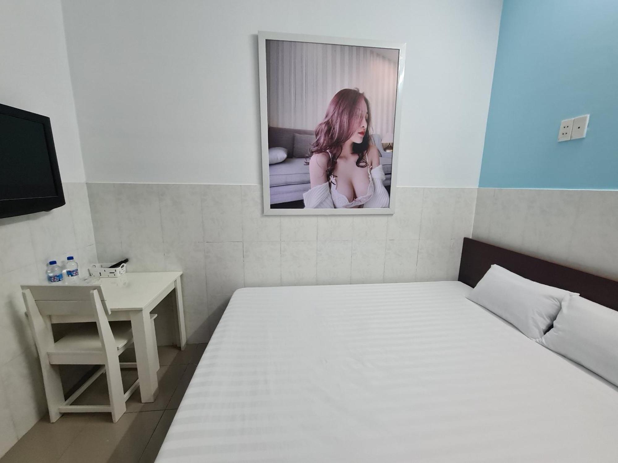 Bin Hom Hotel Biên Hòa Buitenkant foto