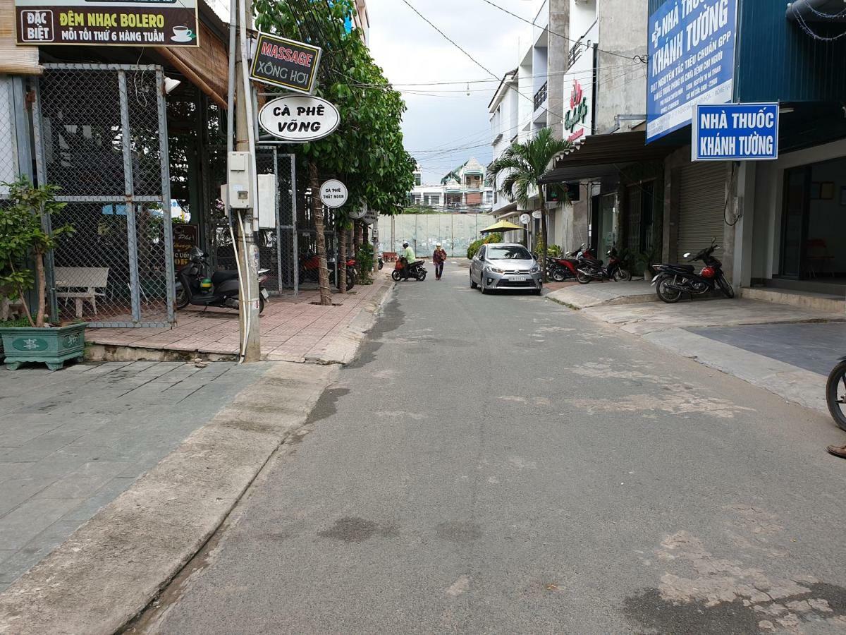 Bin Hom Hotel Biên Hòa Buitenkant foto