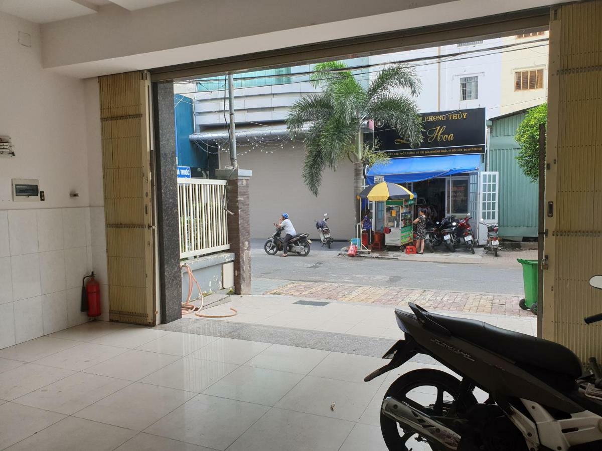 Bin Hom Hotel Biên Hòa Buitenkant foto